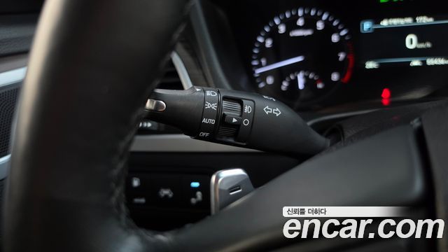 Genesis G80 3.3 GDI AWD Luxury 2018 — фото 41