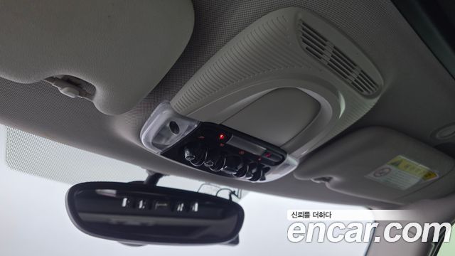 MINI Cooper D 5Door Mid 3rd 2016 — фото 17