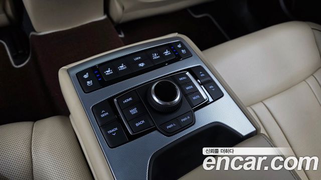 Genesis G80 3.3 GDI AWD Prestige 2019 — фото 18