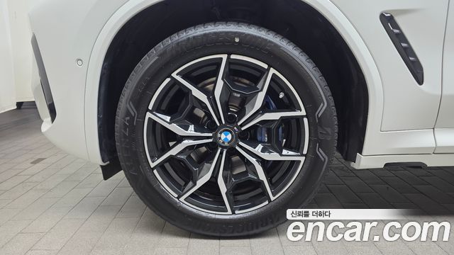 BMW X4 (G02) xDrive20i M Sport 2024 — фото 5