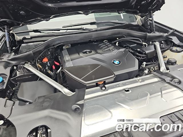 BMW X4 (G02) xDrive20i xLine 2023 — фото 5