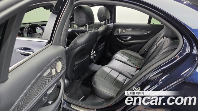 Mercedes-Benz E-Class (W213) E350 4MATIC AMG Line 2022 — фото 11