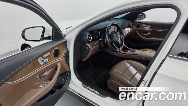 Mercedes-Benz E-Class (W213) E220d 4MATIC Exclusive 2021 — фото 10