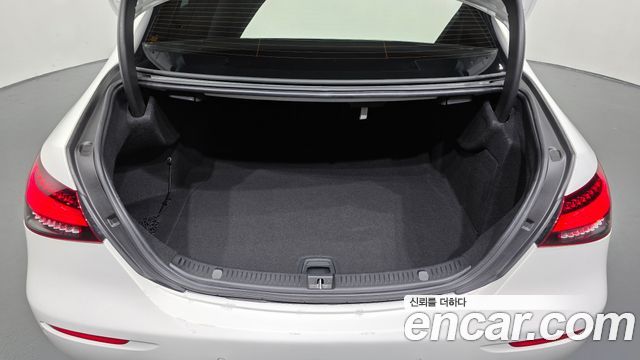Mercedes-Benz E-Class (W213) E220d 4MATIC Exclusive 2021 — фото 19