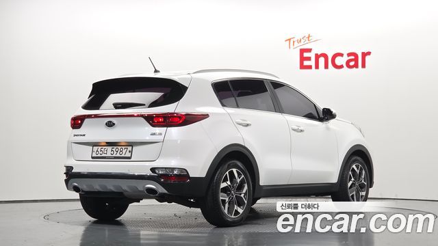 Kia Sportage The Bold Diesel 2.0 2WD Prestige 2019 — фото 2