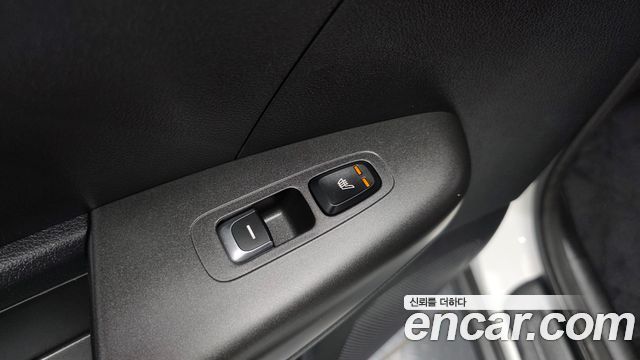 Kia Sportage The Bold Diesel 2.0 2WD Prestige 2019 — фото 19