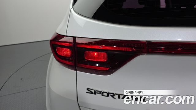 Kia Sportage The Bold Diesel 2.0 2WD Prestige 2019 — фото 23