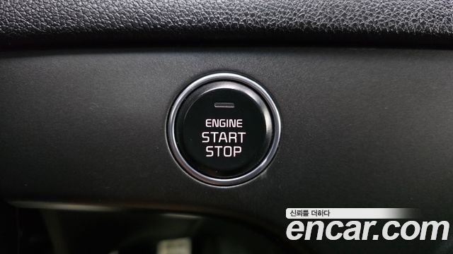 Kia Sportage The Bold Diesel 2.0 2WD Prestige 2019 — фото 28