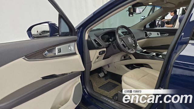 Lincoln Nautilus (I) 2.7 Reserve AWD 2019 — фото 10