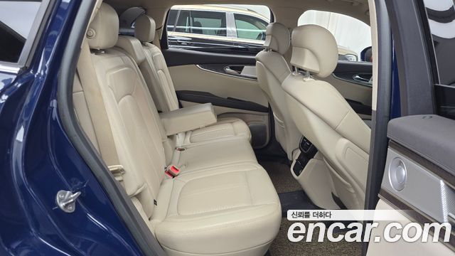 Lincoln Nautilus (I) 2.7 Reserve AWD 2019 — фото 11