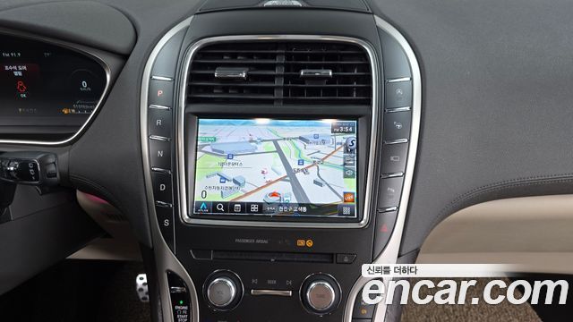 Lincoln Nautilus (I) 2.7 Reserve AWD 2019 — фото 13