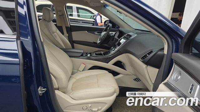 Lincoln Nautilus (I) 2.7 Reserve AWD 2019 — фото 26