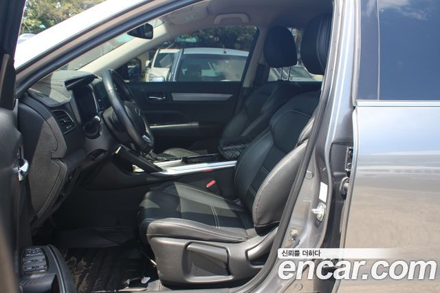 Renault Korea QM6 2.0 LPe LE Signature 2WD 2022 — фото 10