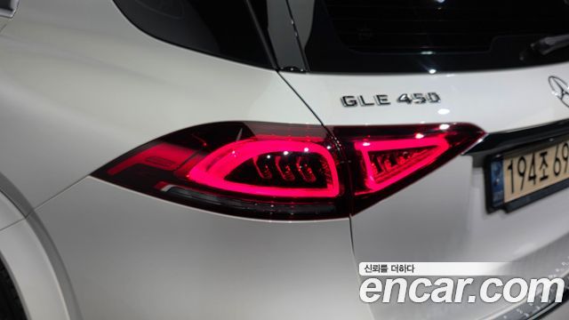Mercedes-Benz GLE-Class (W167) GLE450 4MATIC 2021 — фото 23