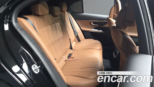 Mercedes-Benz E-Class (W214) E200 AMG Line 2026 — фото 11