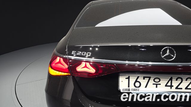 Mercedes-Benz E-Class (W214) E200 AMG Line 2026 — фото 23