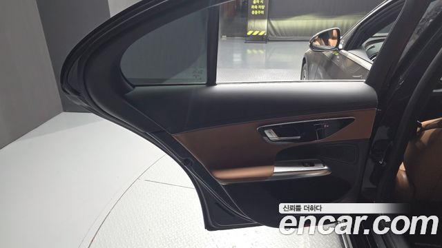 Mercedes-Benz E-Class (W214) E200 AMG Line 2026 — фото 25