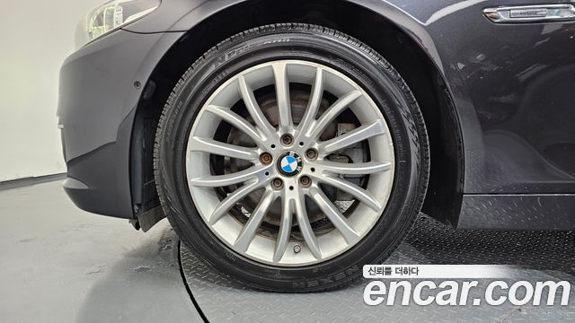 BMW 5 Series (F10) 528i xDrive Luxury 2015 — фото 5