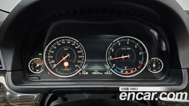 BMW 5 Series (F10) 528i xDrive Luxury 2015 — фото 8