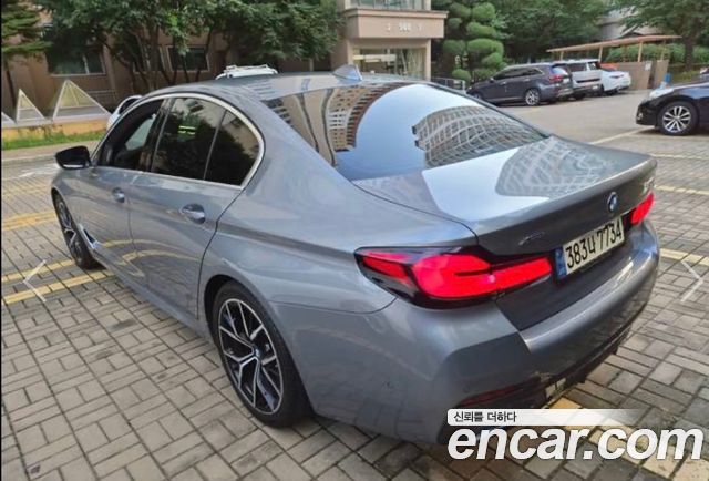 BMW 5 Series (G30) 530i xDrive M Sport Package 2023 — фото 2