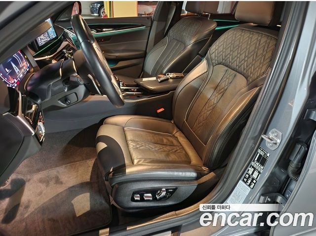 BMW 5 Series (G30) 530i xDrive M Sport Package 2023 — фото 5