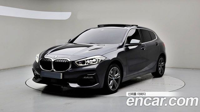 BMW 1 Series (F40) 120i Sports