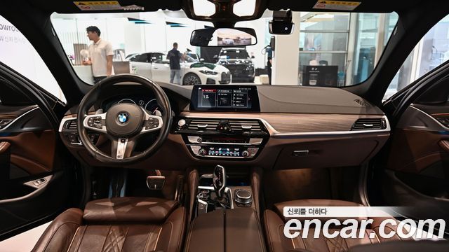 BMW 5 Series (G30) 530i xDrive M Sport Package Plus 2019 — фото 7