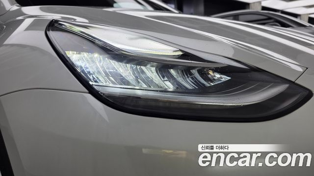 Tesla Model Y Long Range AWD 2021 — фото 22