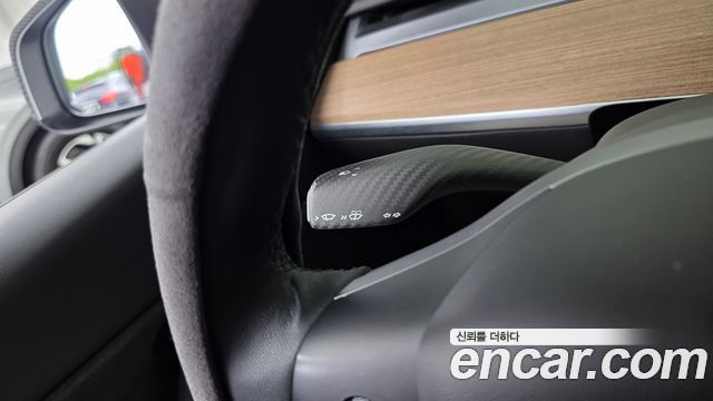 Tesla Model Y Long Range AWD 2021 — фото 29