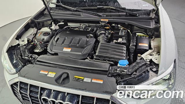 Audi Q3 (F3) 35 TDI Quattro Premium 2023 — фото 6