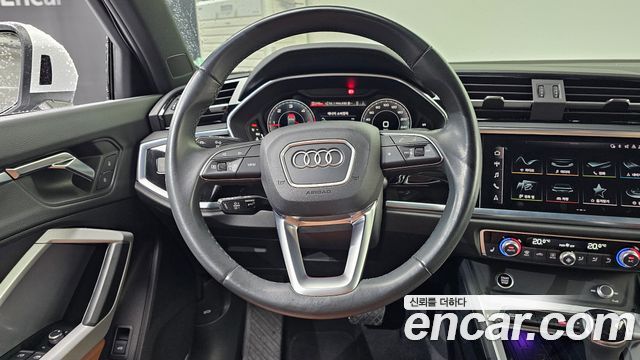 Audi Q3 (F3) 35 TDI Quattro Premium 2023 — фото 13