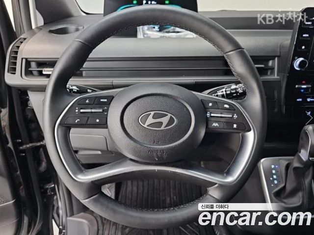 Hyundai Staria HEV 1.6 Tourer 11-Seater Modern 2025 — фото 6