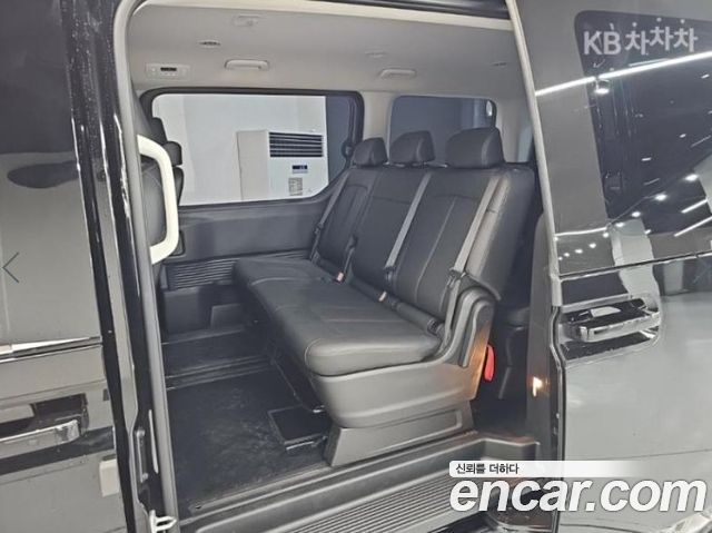 Hyundai Staria HEV 1.6 Tourer 11-Seater Modern 2025 — фото 18