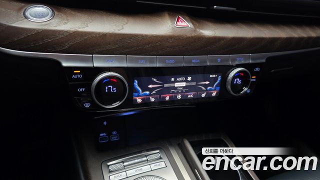 Genesis G80 (RG3) Gasoline 3.5 Turbo AWD 2021 — фото 32