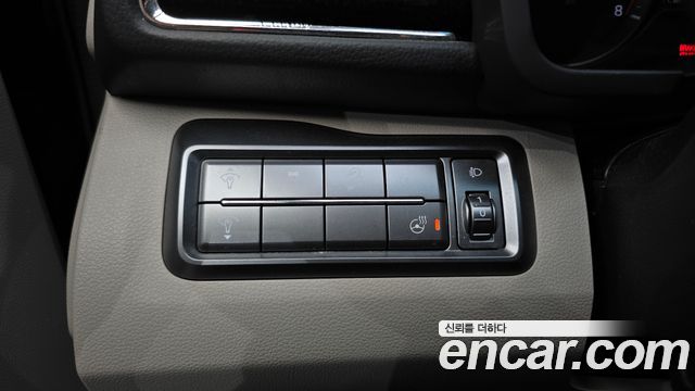 KG Mobility (SsangYong) Very New Tivoli Gasoline 1.5 2WD V5 2020 — фото 21
