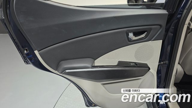 KG Mobility (SsangYong) Very New Tivoli Gasoline 1.5 2WD V5 2020 — фото 31