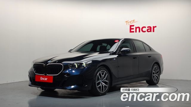 BMW 5 Series (G60) 520i M Sport 2025 — фото 1