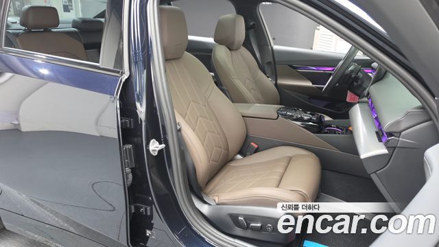 BMW 5 Series (G60) 520i M Sport 2025 — фото 26
