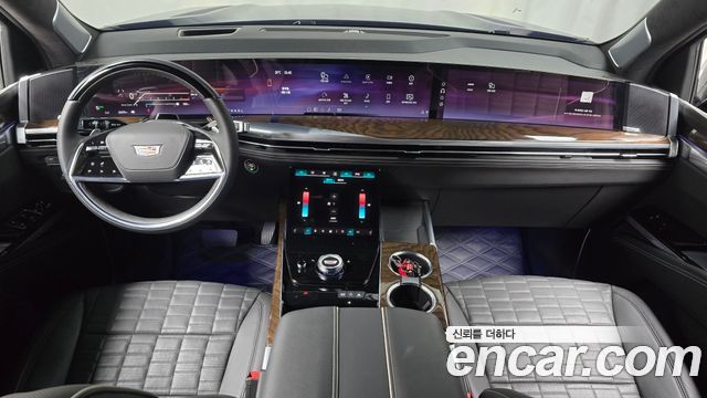 Cadillac Escalade (V) 6.2 Sports Platinum 2025 — фото 7