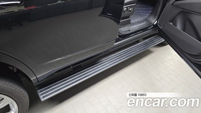 Cadillac Escalade (V) 6.2 Sports Platinum 2025 — фото 35