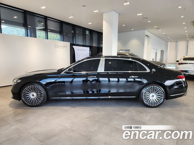Mercedes-Benz S-Class (W223) Maybach S680 4MATIC 2026 — фото 8