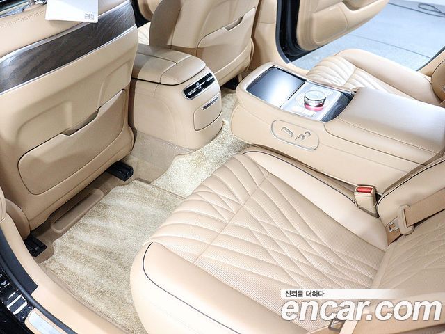 Genesis G90 (RS4) Gasoline 3.5 Turbo AWD 2025 — фото 15