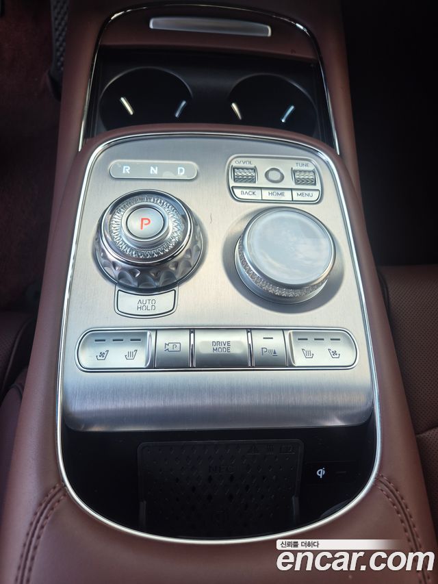Genesis G90 (RS4) Gasoline 3.5 Turbo e-S/C AWD 2024 — фото 8