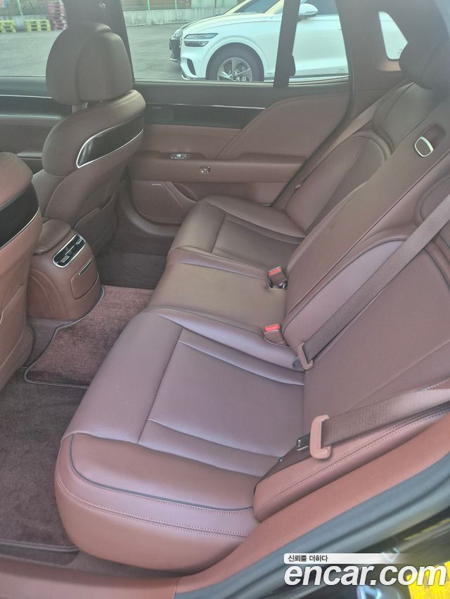 Genesis G90 (RS4) Gasoline 3.5 Turbo e-S/C AWD 2024 — фото 10
