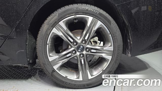Kia K5 (III) 2.0 Prestige 2021 — фото 21