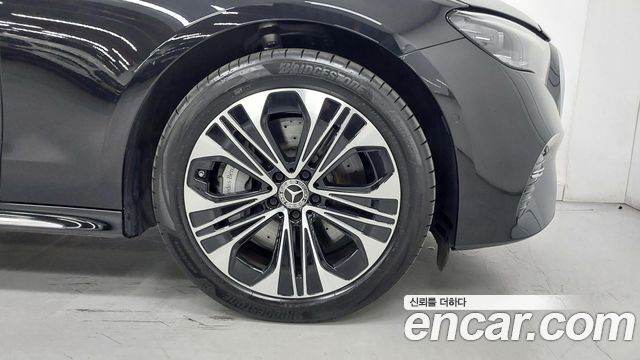 Mercedes-Benz E-Class (W214) E350e 4MATIC 2025 — фото 5