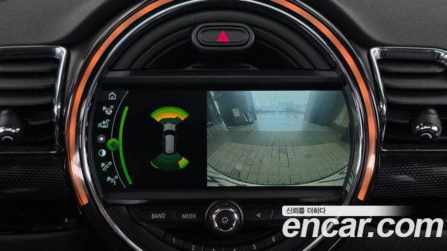 MINI Cooper Clubman High 2nd 2019 — фото 15