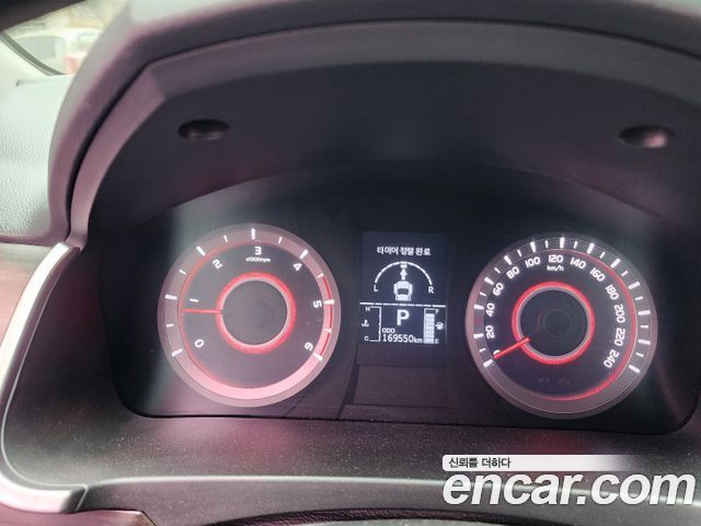 KG Mobility (SsangYong) Korando C 2.2 RX 2WD DLX 2016 — фото 6