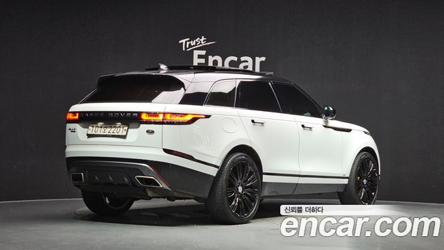 Land Rover Range Rover Velar 3.0 D300 R-Dynamic HSE 2018 — фото 2