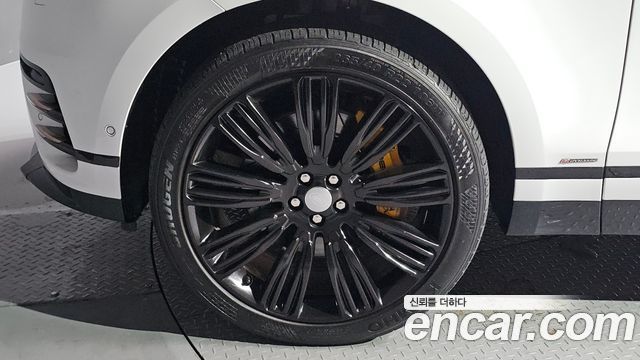 Land Rover Range Rover Velar 3.0 D300 R-Dynamic HSE 2018 — фото 5